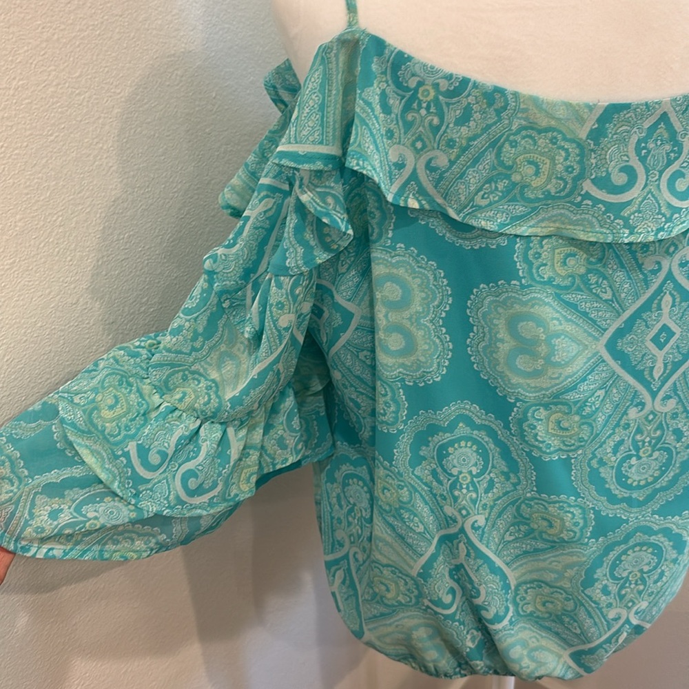 Soho Cold Shoulder Blouse Large - Picture 11 of 15
